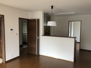 BFB25399-AE58-4BC5-85A1-8C7C1AC945B0