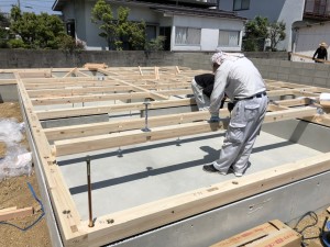 AC9A98ED-7F84-419C-A896-081EA1BBC010