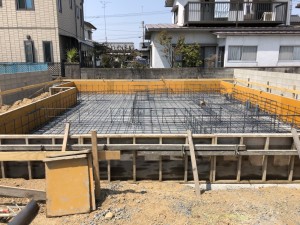 E8CE42C7-0146-49AB-AC80-ACE052D830EB
