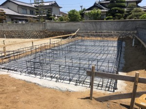 AE6762D6-9E97-4E5D-A6B3-E1DFEA2A45BF