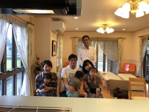 0FFC298F-36E3-4811-B195-9566AC8294B7