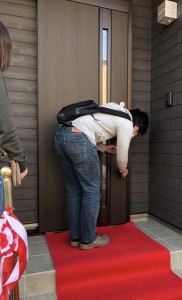 5EDC0FC9-6D68-4242-AE64-E587C7295A02