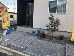 072F95E0-817F-4616-A536-ECC076F7768E