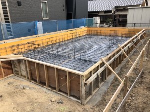 2C010FC3-3825-4C32-8340-83C583A4FA2E