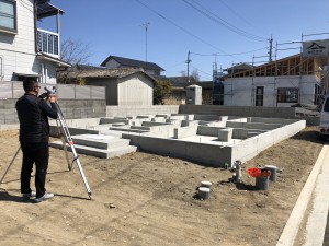 38AC8F0F-2F4A-4E75-8B2D-7643B64F2B3A