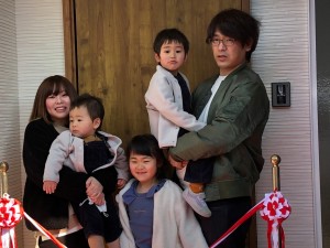 A25EFCA5-0957-49C6-840A-9E6C1044D2D9