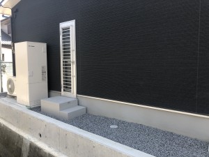 2FF3C530-6B6F-493F-82FD-0BC3F7977425