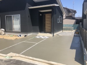 35C78AEC-3F7A-46B3-939A-98B3B28DCAD0